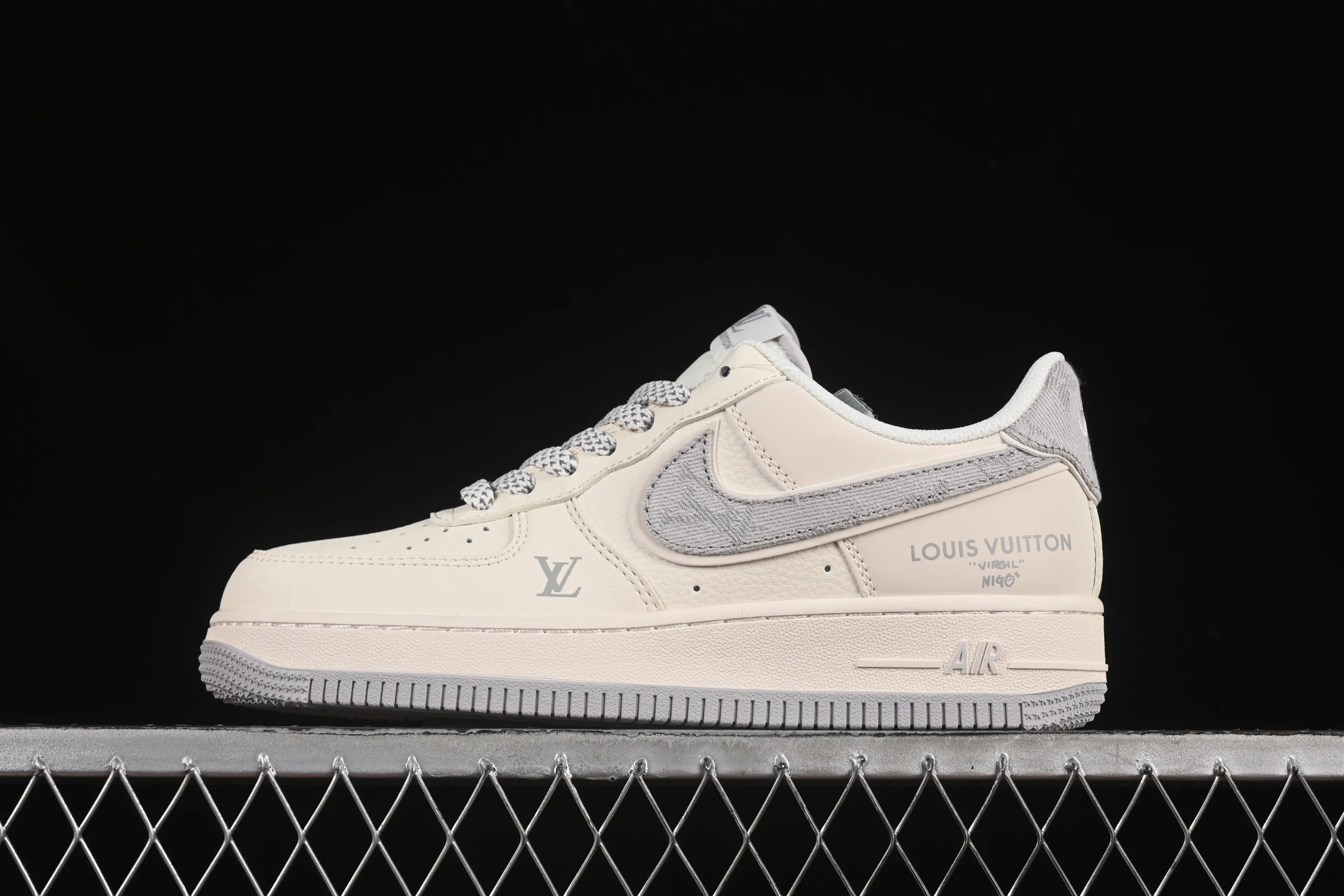 All Categories Nk Air Force 1 Air Force Series Nk Air Force 1 Low Air Force Low Nike Air Force 1'07 Low LV Joint Gray and White Double Air Force One Low Casual Shoes SM6668-103